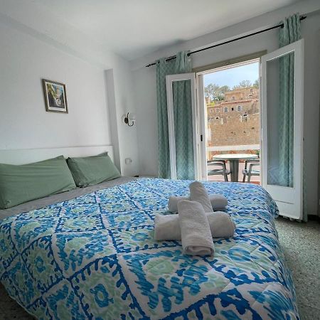 P&R Hostals Maria Rosa Tossa de Mar Kültér fotó