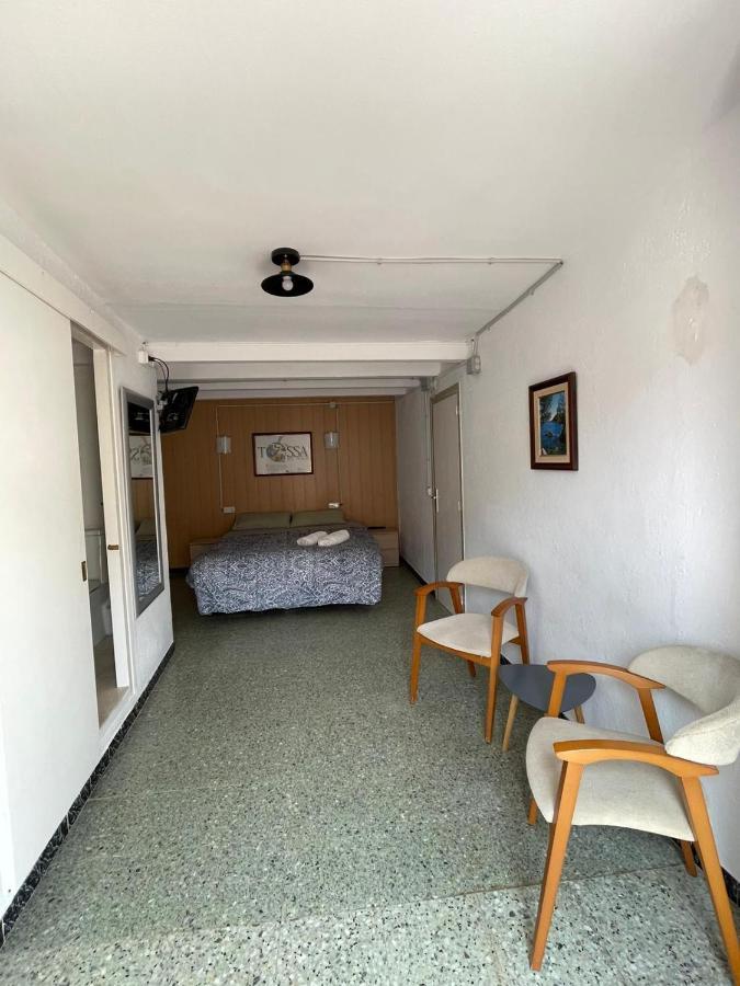 P&R Hostals Maria Rosa Tossa de Mar Kültér fotó